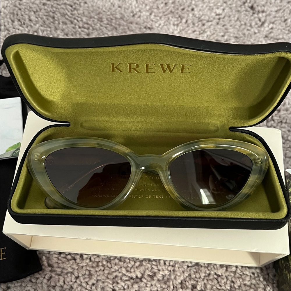 KREWE Sasha Cat-Eye Sunglasses - Picture 10 of 16